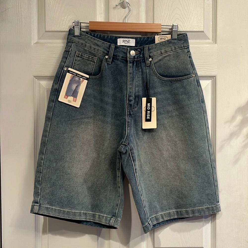 Rise brand size 9 vintage wash jorts- NWT